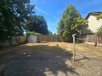 Room in a Shared House, Alexandra Road, GU14