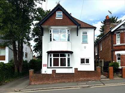 2 bed semi-detached house for rent in 2 Bed Semi-Detached House, Upton Avenue, AL3