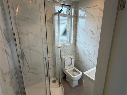 7 bed room for rent in Room in a Shared House, Stanley Road, WD17