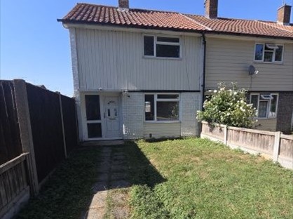 3 Bed End Terrace, Tangham Walk, SS14