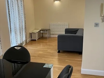 2 Bed Flat, Eaton Road, SM2
