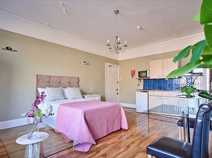 Room in a Shared Flat, Holland Road, W14