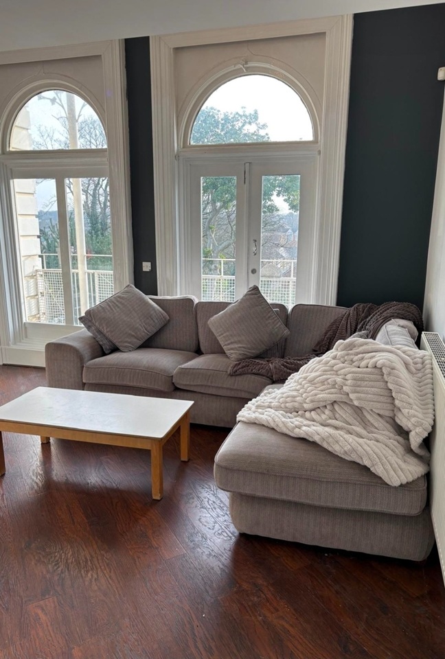 2 Bed Flat, Newstead House, L15
