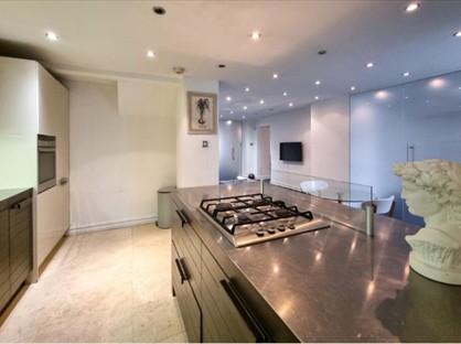 3 Bed Flat, Church Road, BN3