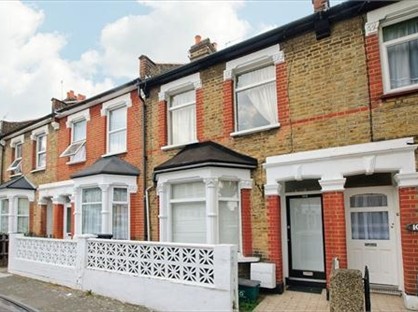 Studio Flat, Clonmell Road, N17