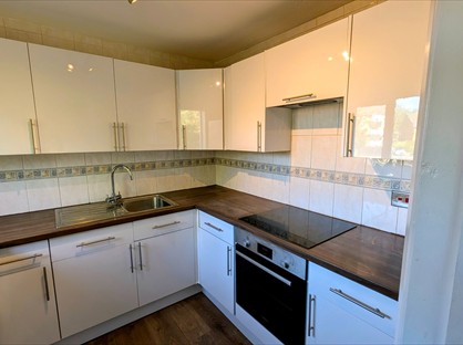 2 Bed Flat, Anthony Road, SE25