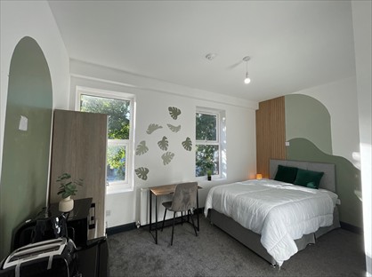 6 Bed Terraced House, Rose Lane, L18