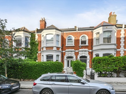 2 Bed Flat, Ormiston Grove, W12