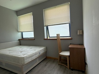 Studio Flat, Manchester Road, E14