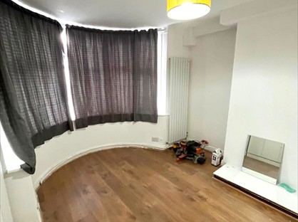 Room in a Shared House, Radcliffe Road, HA3