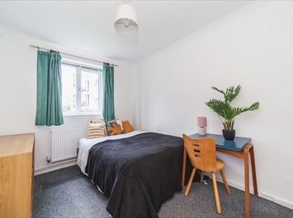 Room in a Shared Flat, Innes Gardens, SW15