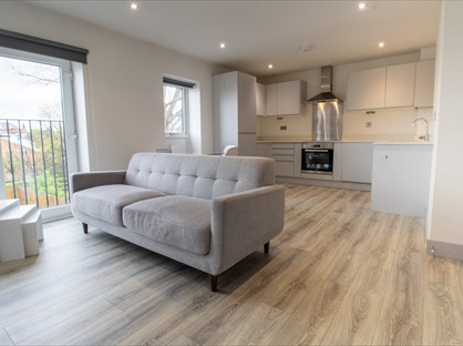 2 Bed Flat, Long Close Lane, LS9