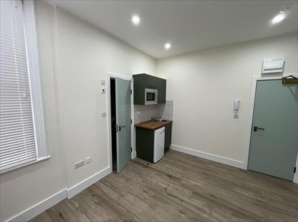 Room in a Shared House, Turners Hill, EN8