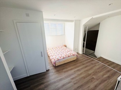 Room in a Shared House, Hanover Road, NW10