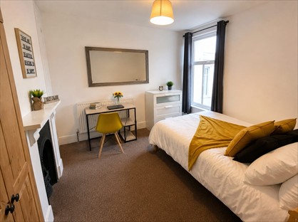 Room in a Shared House, Northcote Road, PO4