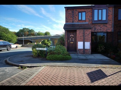 1 Bed Flat, Waterside Road, HU17