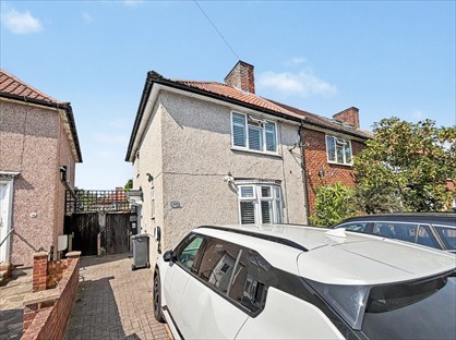 2 Bed Semi-Detached House, Green Lane, RM8