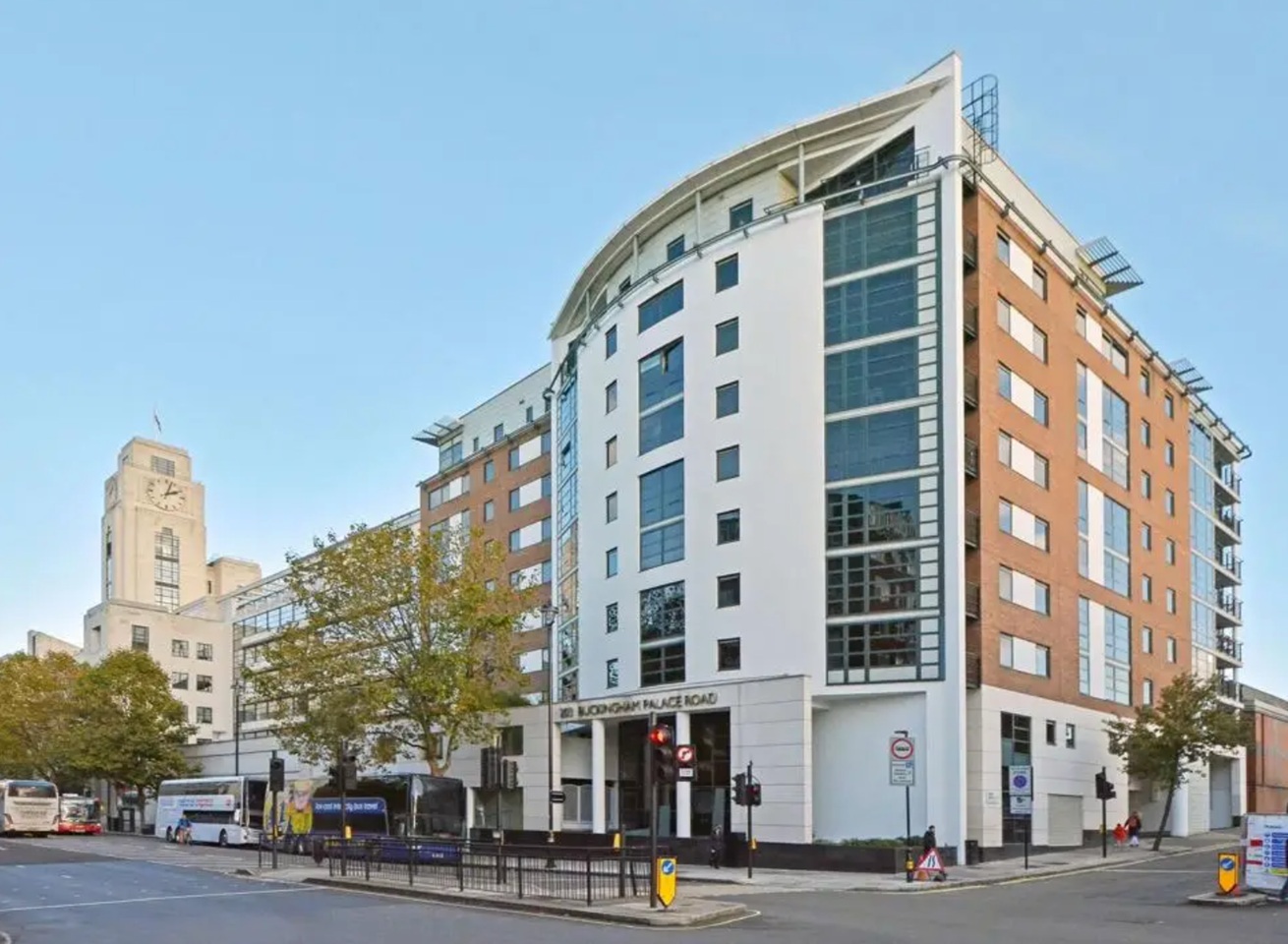 2 Bed Flat, Buckingham Palace Road, SW1W, N1 7GU