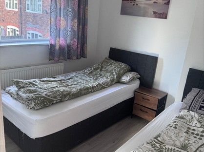 Room in a Shared House, Folkestone Road West, M11