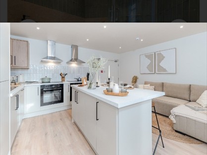 Room in a Shared House, Rhosddu Road, LL11