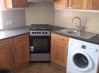 Studio Flat, Felton Road, IG11