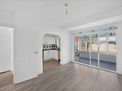 3 Bed Semi-Detached House, Grosvenor Road, RM8