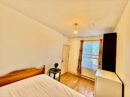 Room in a Shared House, Nags Head Road, EN3