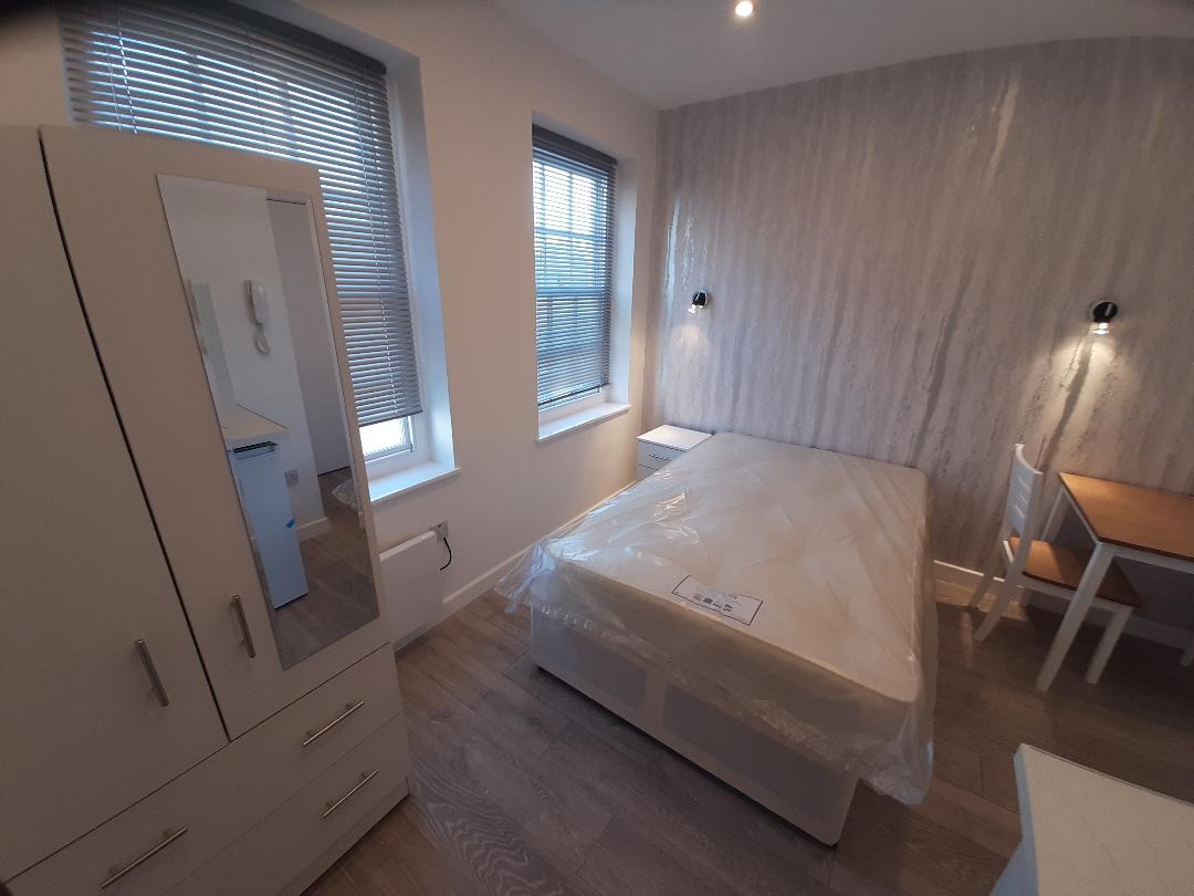 Studio Flat, Tachbrook Street, SW1V, N1 7GU photo 2