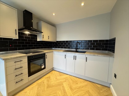 Studio Flat, College Road, DN1