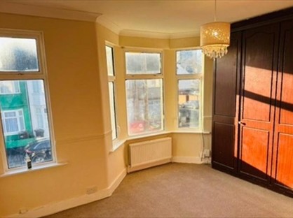 3 Bed Detached House, St. Awdrys Road, IG11