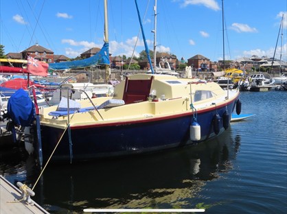 1 Bed House Boat, Liverpool Marina, L3