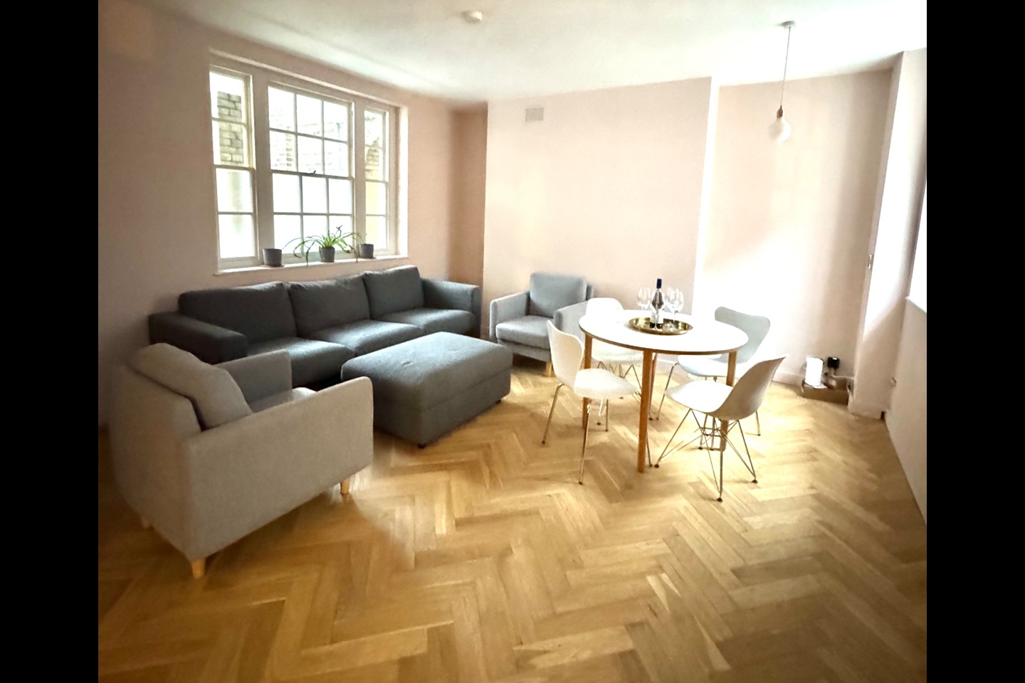 2 Bed Flat, Bennett House, SW1P, N1 7GU