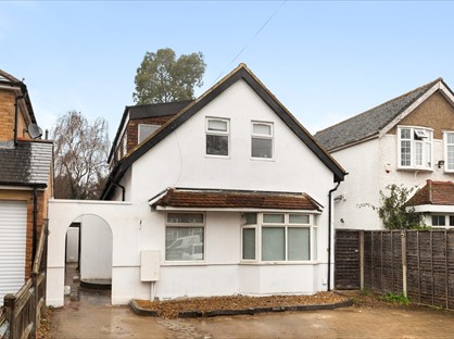 Studio Flat, Feltham Hill Road, TW15