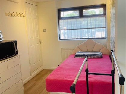 1 Bed End Terrace, Orchard Avenue, RM13
