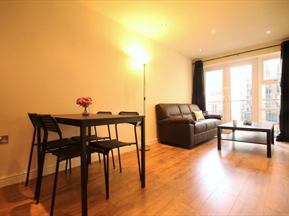 1 Bed Flat, The Bar, NE1