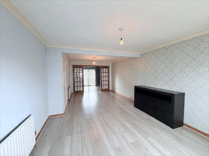 3 Bed Terraced House, Rochester Avenue, TW13