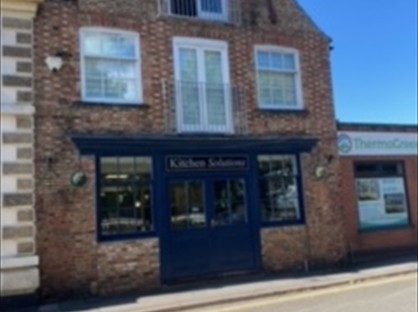 2 Bed Flat, Wharf Road, LN9