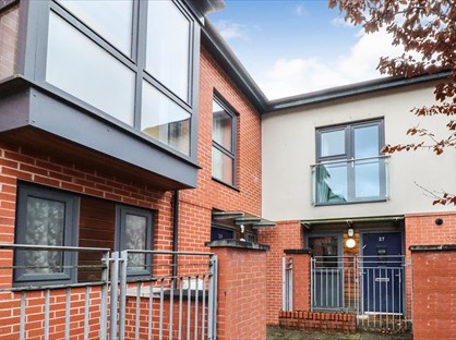 3 Bed Terraced House, Windrush Grove, B15