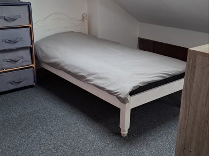 Room in a Shared House, Embelin Road, B11