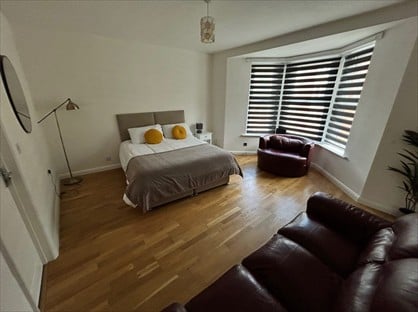 2 Bed Flat, Bromham Road, MK40