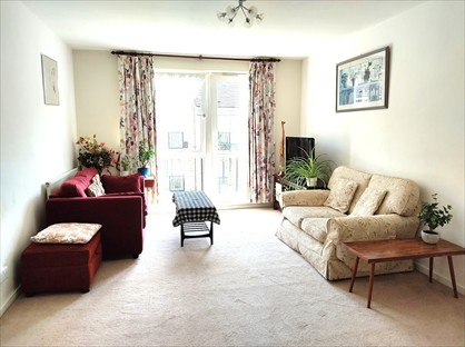 2 Bed Flat, Regents Park, NW1