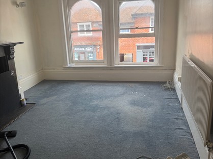Room in a Shared House, High St, RG7