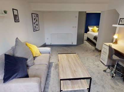 Room in a Shared House, Stanningley Road, LS13