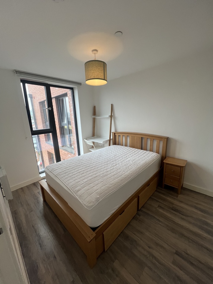 1 Bed Flat, Shalesmoor, S3 photo 4