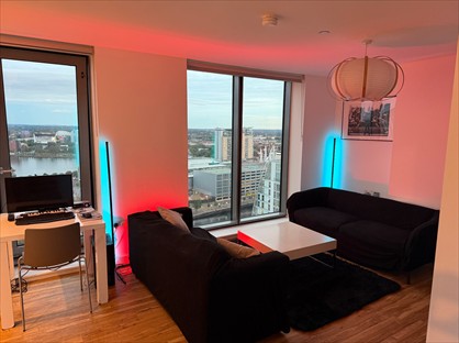 2 Bed Flat, Michigan Avenue, M50