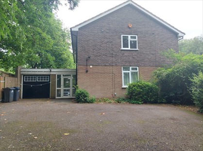 Room in a Shared House, Church Road, B24