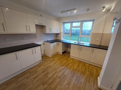 Room in a Shared House, Burney Lane, B8