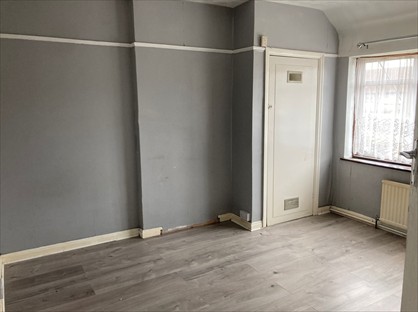 3 Bed Terraced House, Crosby Road, RM10