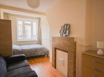 Room in a Shared Flat, Kindersley House, E1