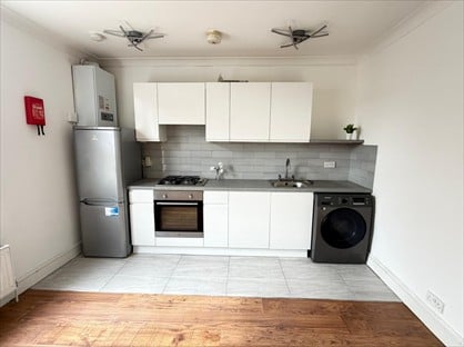 1 Bed Flat, Chatham St, RG1